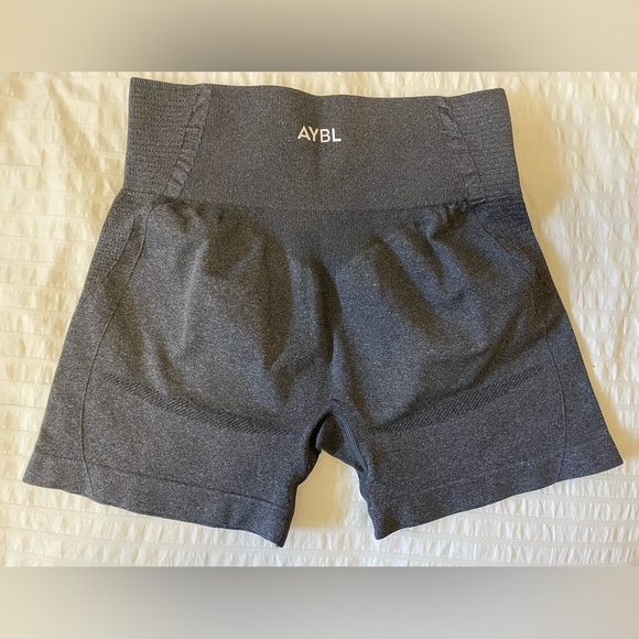 AYBL-BALANCE V2 SEAMLESS SHORTS - Picture 4 of 5
